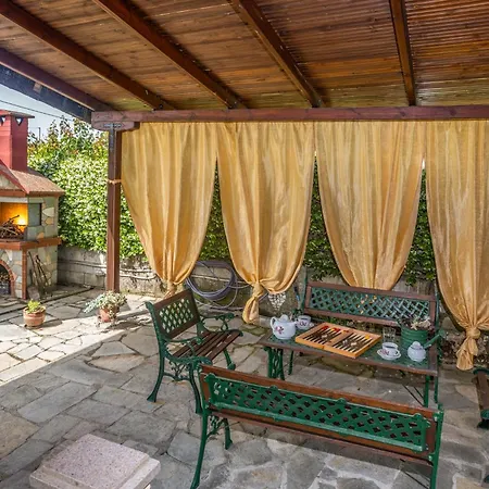 Platanus Retreat بيت للعطل *